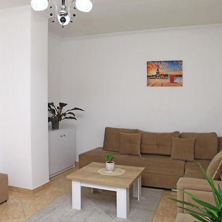 Beautiful Apartment At Port Side! ドゥラス エクステリア 写真