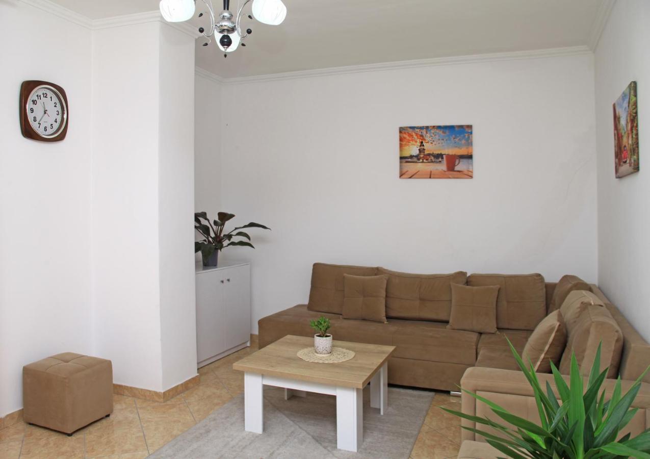 Beautiful Apartment At Port Side! ドゥラス エクステリア 写真