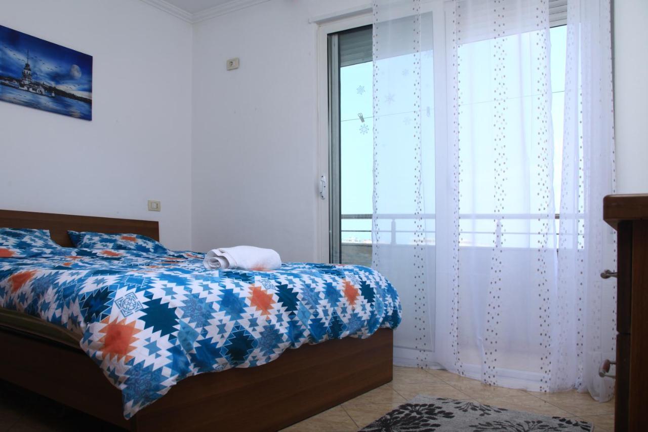 Beautiful Apartment At Port Side! ドゥラス エクステリア 写真
