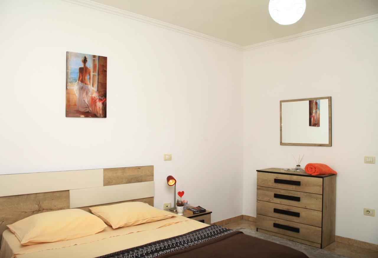 Beautiful Apartment At Port Side! ドゥラス エクステリア 写真