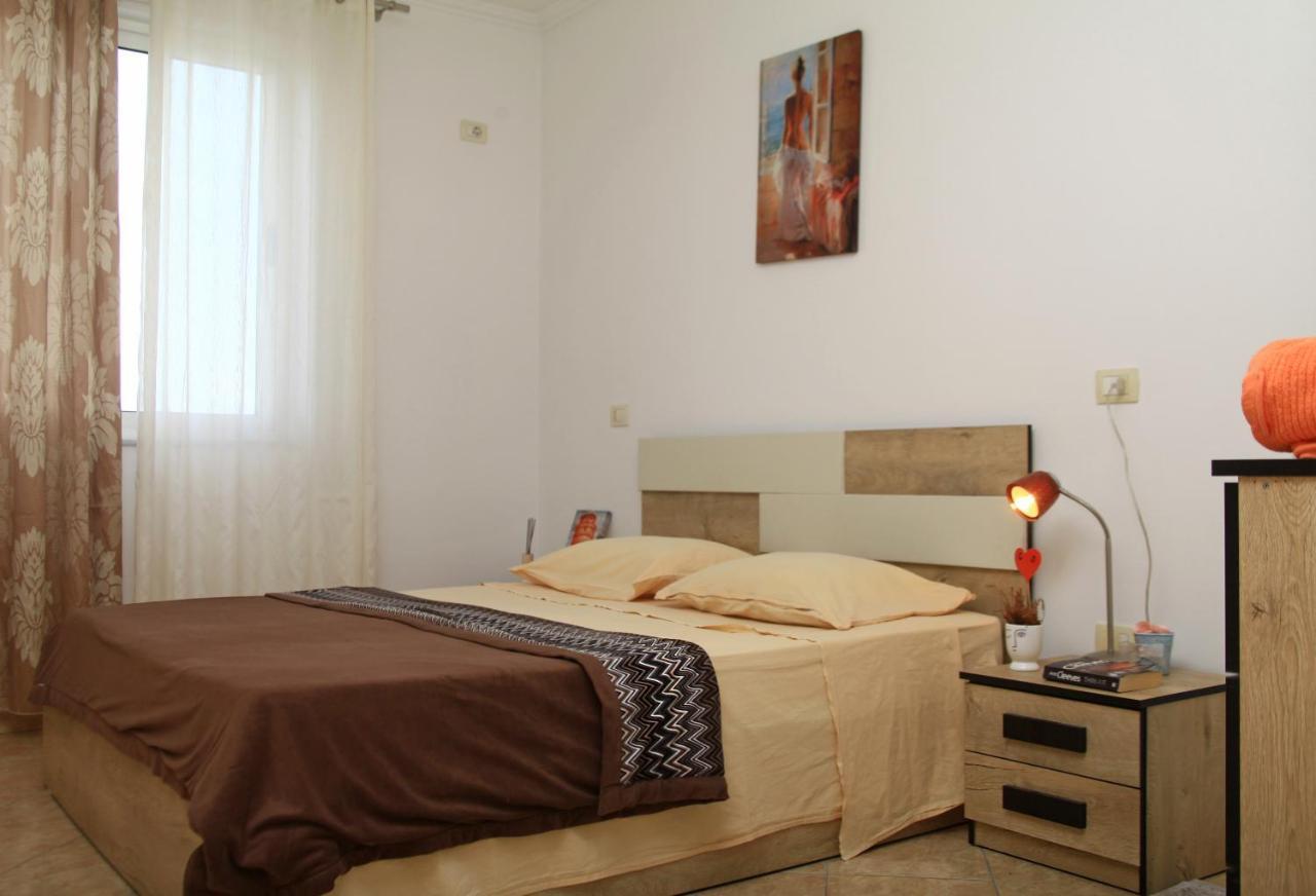 Beautiful Apartment At Port Side! ドゥラス エクステリア 写真